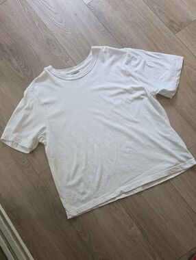 RSQ White Short Sleeve Crewneck Tee